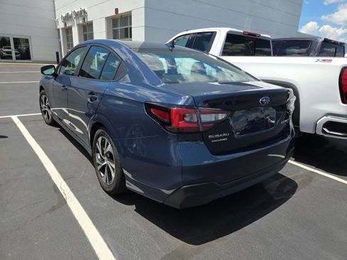 Used 2025 Subaru Legacy Premium AWD/4WD image 2
