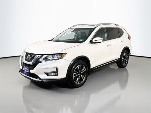 Used 2018 Nissan Rogue SL w/ Premium Package AWD/4WD image 3