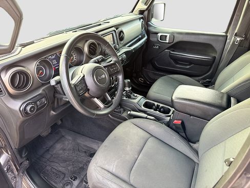 Used 2019 Jeep Wrangler Unlimited Sport S image 24