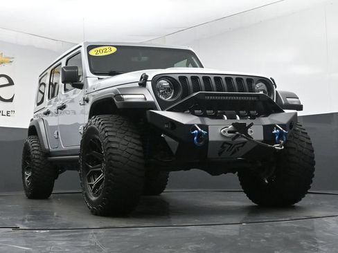 Used 2023 Jeep Wrangler Unlimited Sport w/ Sun And Sound Package AWD/4WD image 3