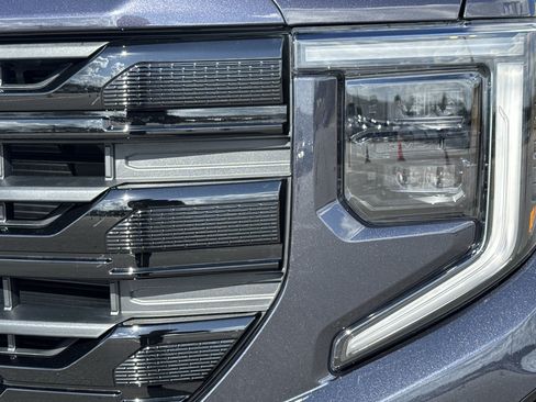 Used 2026 GMC Sierra 1500 Elevation w/ Elevation Premium Package image 6