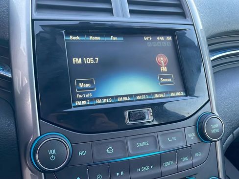 Used 2013 Chevrolet Malibu LT FWD image 23