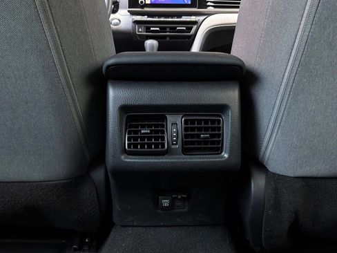 Used 2025 Toyota Camry LE FWD image 11