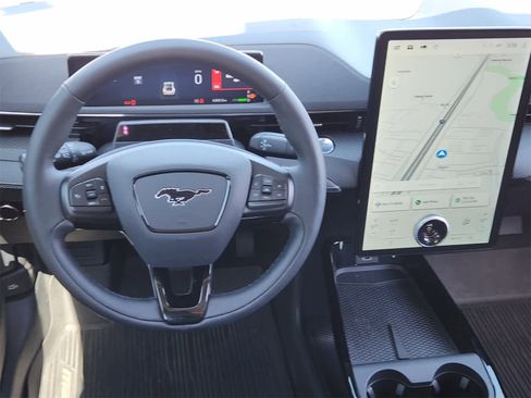 Used 2025 Ford Mustang Mach-E Select image 26