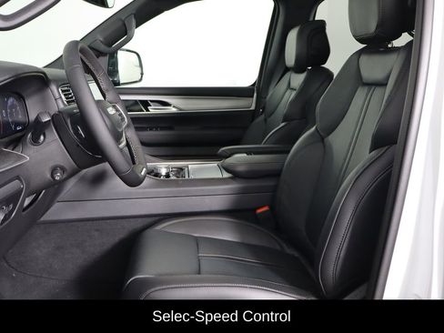 New 2026 Jeep Grand Wagoneer 4WD image 14