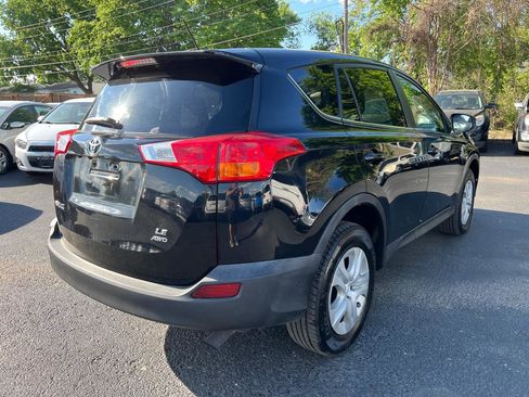 Used 2015 Toyota RAV4 LE AWD/4WD image 6