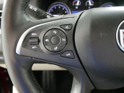 Used 2020 Buick Enclave Premium w/ Sun and Sites Package image 27