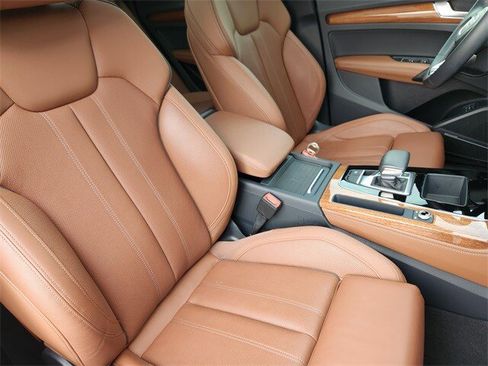 Used 2023 Audi Q5 e Prestige image 10