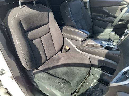 Used 2022 Nissan Murano S image 16