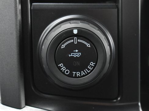 Used 2021 Ford F150 Lariat w/ FX4 Off-Road Package AWD/4WD image 25