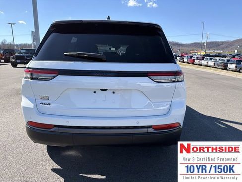 New 2026 Jeep Grand Cherokee Altitude AWD/4WD image 7