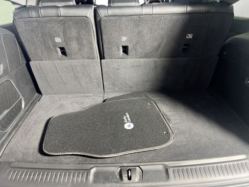 Used 2022 Jeep Wagoneer Series III w/ Flexible Seating Group AWD/4WD image 25