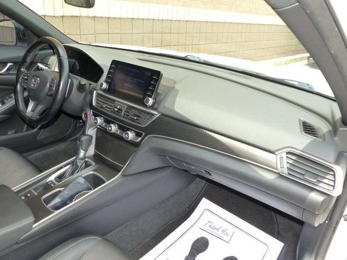 Used 2020 Honda Accord Sport image 35