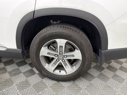 Used 2025 Honda Pilot EX-L image 22