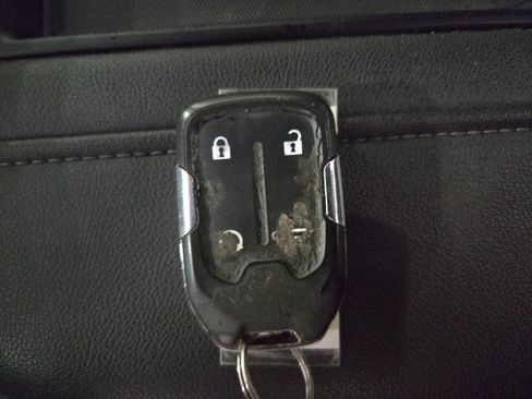 Used 2020 Chevrolet Silverado 1500 LT Trail Boss image 34