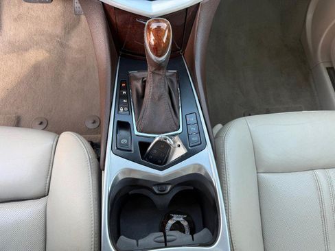 Used 2016 Cadillac SRX Luxury w/ Driver Awareness Package FWD image 20