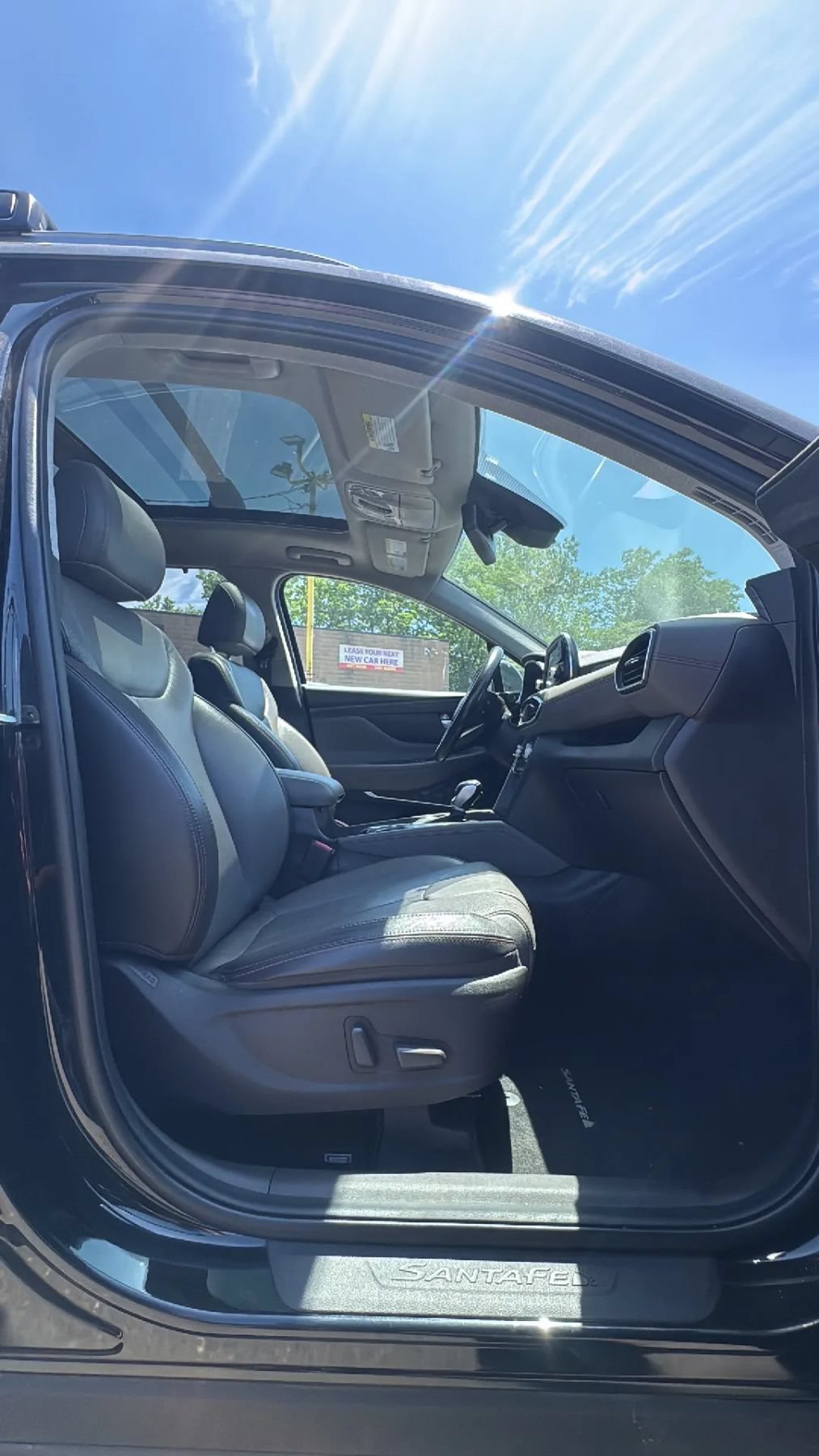 Used 2020 Hyundai Santa Fe SEL AWD/4WD image 32