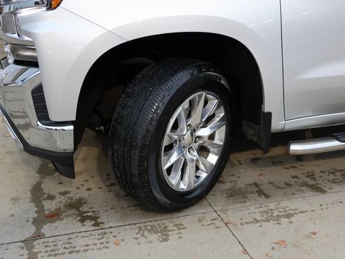 Used 2022 Chevrolet Silverado 1500 LTZ image 43