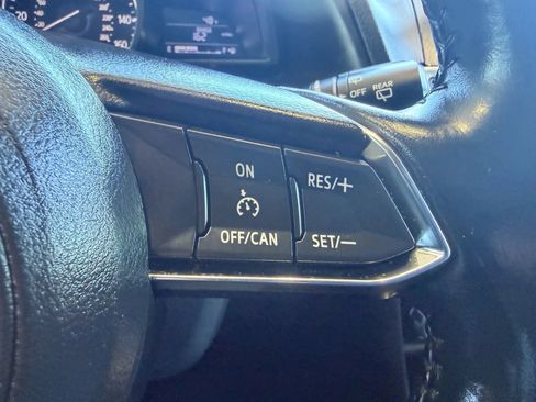 Used 2017 MAZDA MAZDA3 Touring image 15