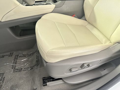 Used 2024 Cadillac XT5 Premium Luxury w/ Technology Package FWD image 12