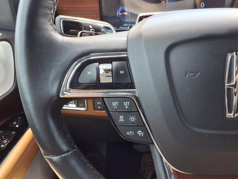 Used 2024 Lincoln Navigator Reserve AWD/4WD image 16