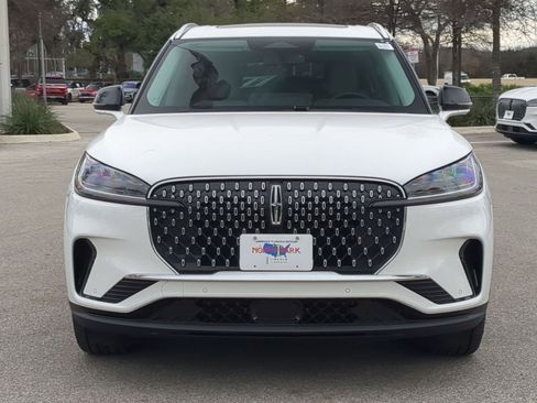 New 2026 Lincoln Aviator Premiere image 8