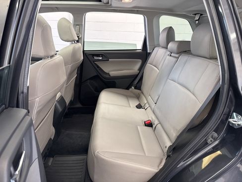 Used 2015 Subaru Forester 2.5i Limited w/ Popular Package #2 image 38