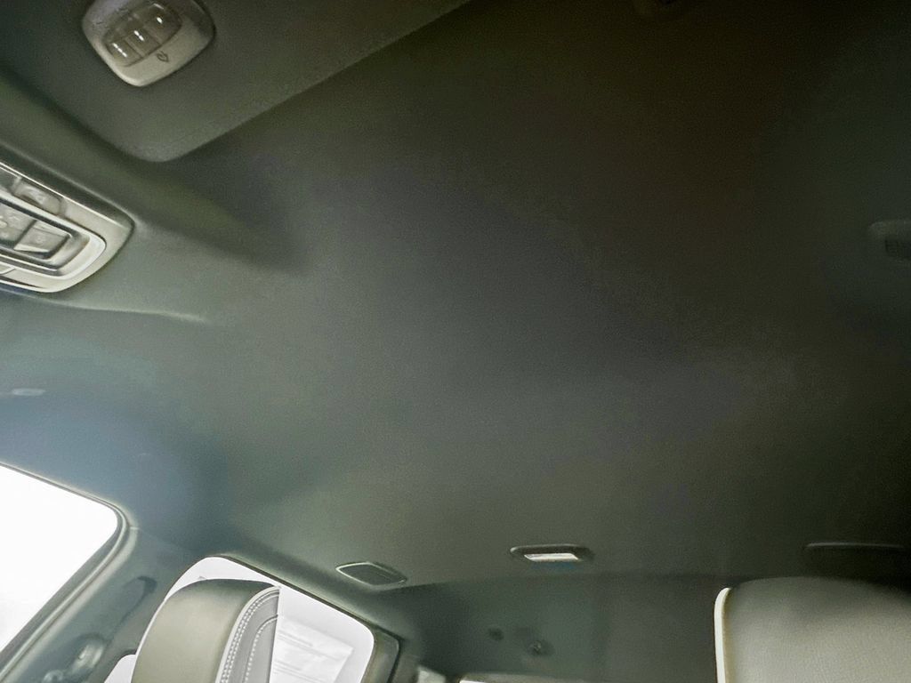 New 2026 RAM 2500 Laramie AWD/4WD image 14