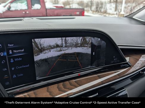 Certified 2024 Cadillac Escalade Sport Platinum w/ LPO, ONYX Package AWD/4WD image 17