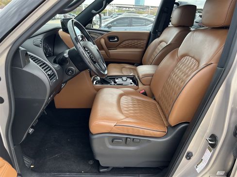 Used 2022 INFINITI QX80 Sensory w/ Cargo Package image 21