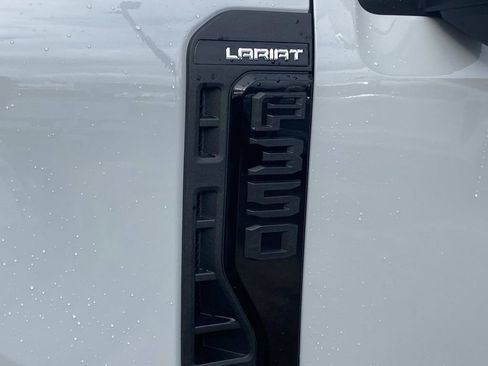New 2026 Ford F350 Lariat w/ Black Appearance Package AWD/4WD image 8