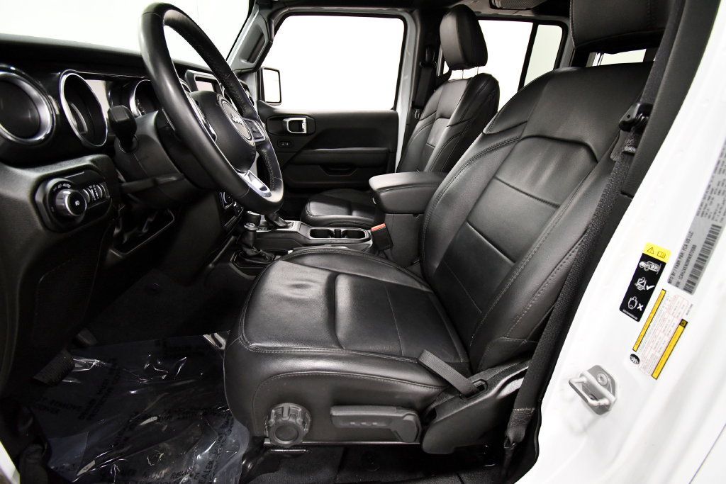 Used 2021 Jeep Wrangler Unlimited Sahara AWD/4WD image 14