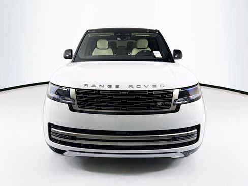 New 2026 Land Rover Range Rover Long Wheelbase SE AWD/4WD image 2