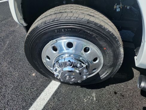 New 2026 RAM 5500 4x4 Crew Cab image 37