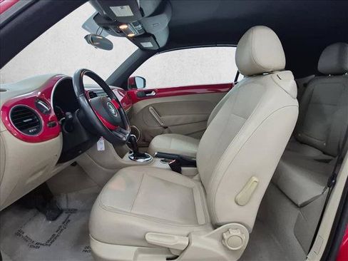 Used 2013 Volkswagen Beetle 2.5 FWD image 14