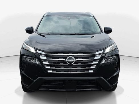 Used 2025 Nissan Rogue SV w/ SV Premium Package FWD image 12