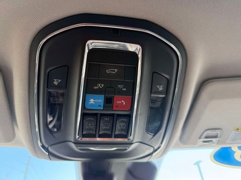 Used 2023 Jeep Grand Cherokee 4WD 4xe image 32