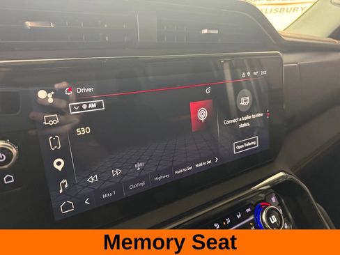 Used 2025 GMC Sierra 2500 AT4 AWD/4WD image 19