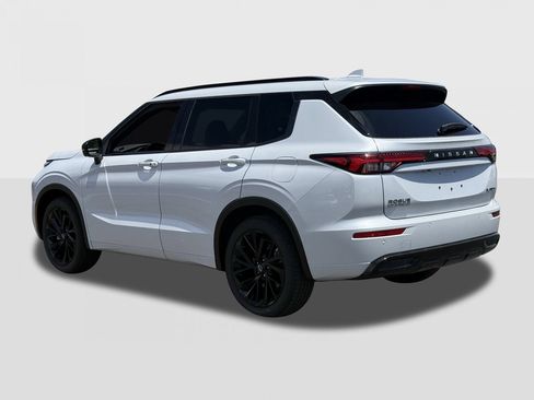New 2026 Nissan Rogue Platinum AWD/4WD image 3