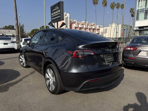 Used 2024 Tesla Model Y Long Range image 6