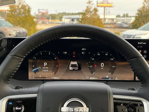 Certified 2025 Nissan Armada Platinum AWD/4WD image 19