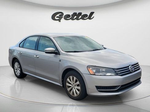Used 2014 Volkswagen Passat 1.8T Wolfsburg Edition FWD image 2