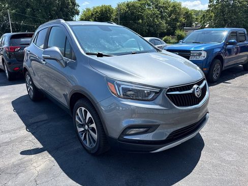 Used 2019 Buick Encore Essence AWD/4WD image 1