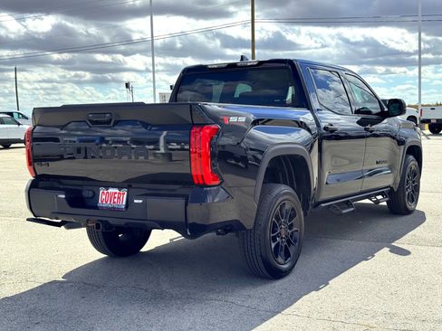 Used 2023 Toyota Tundra SR5 image 6