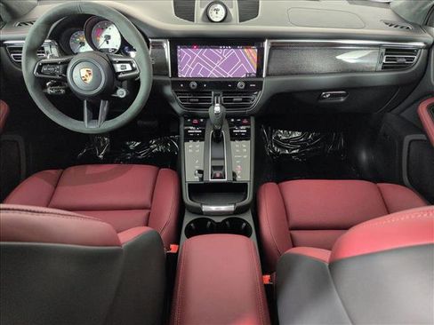 New 2026 Porsche Macan GTS image 15