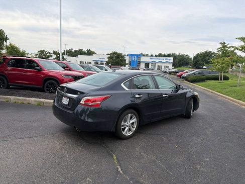 Used 2015 Nissan Altima 2.5 SL FWD image 9