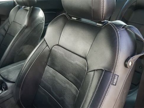 Used 2018 Ford Mustang Premium w/ Ecoboost Performance Package image 17