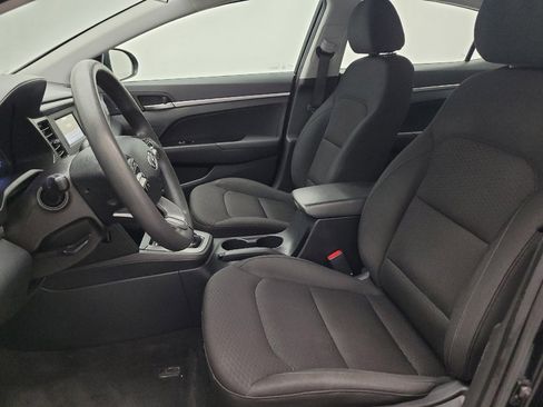 Used 2019 Hyundai Elantra SE w/ Cargo Package FWD image 17