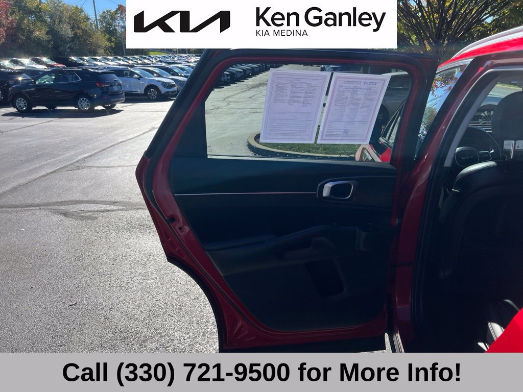 Certified 2022 Kia Sorento S AWD/4WD image 44