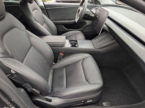 Used 2024 Tesla Model 3 Long Range image 16